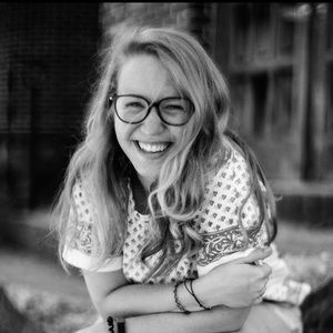 Meet your Posher, Corinne